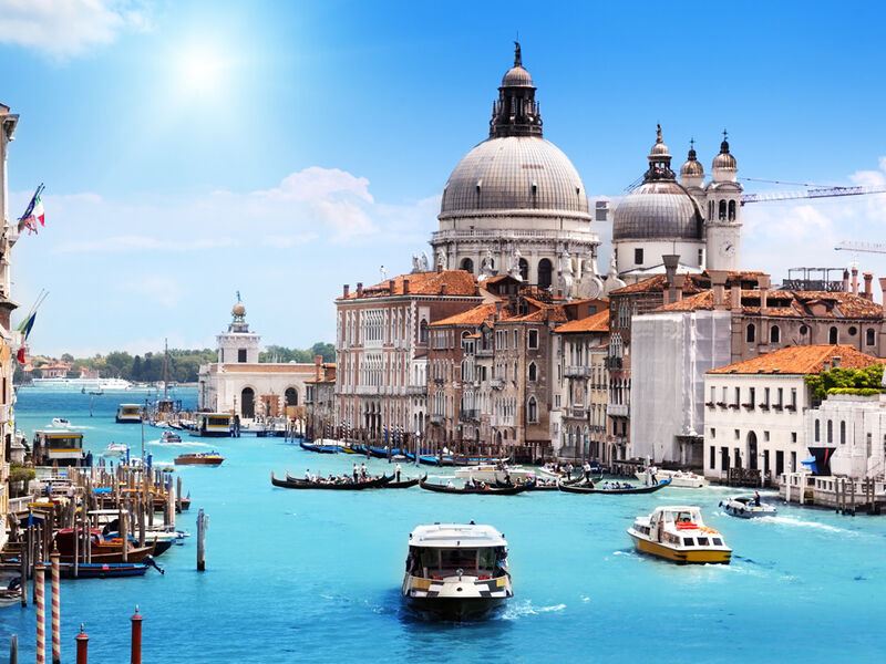 İtalya Serüveni Turu Türk Hava Yolları ile 7 Gece MXP-NAP