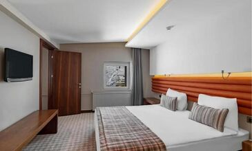 Jura Kervansaray Hotel / Uludağ Kayak Turu / 1 Gece 2 Gün / İstanbul Kalkışlı  